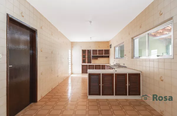 Oportunidade Casa Residencial ou Comercial, para venda, Jardim Petrópolis, 05 quartos, próxima a UFMT, Cuiabá - Foto 3