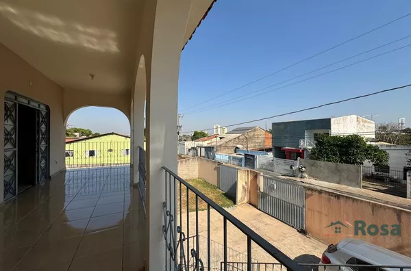 Sobrado com 202, 95m² com ótima localização no bairro Lixeira em Cuiabá. - Foto 5