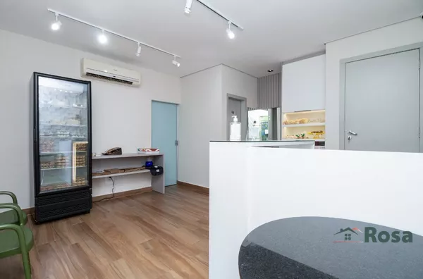 Casa Residencial e Comercial à Venda no Bairro Popular, Cuabá. - Foto 2