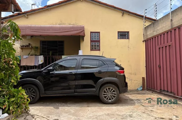 Casa de Esquina para venda com 3 salões comerciais, no Bairro  Baú em Cuiabá - Foto 6