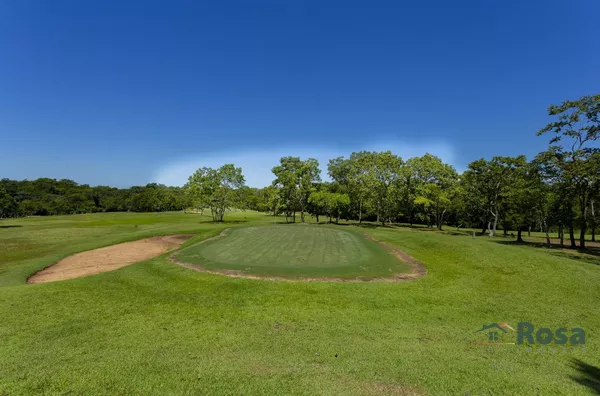 Terreno 1.124 m² de frente para o campo de golfe — Terra Selvagem Golf Club, Cuiabá