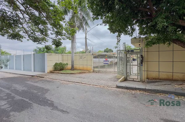 Sobrado à Venda com 3 Suítes e Piscina Privativa no Condomínio Goiabeiras, próximo ao Colégio Coração de Jesus, Cuiabá. - Foto 2