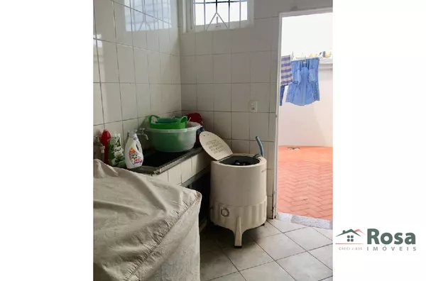 Sobrado para venda JARDIM CALIFÓRNIA Cuiabá