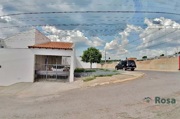 Casa de Esquina no Residencial Milton Figueiredo - Foto 2