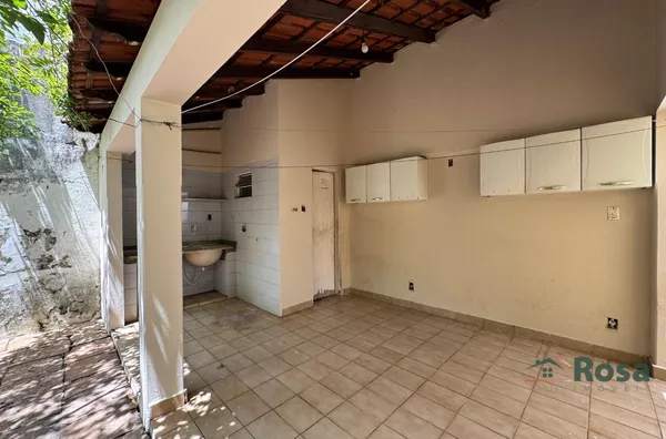 Oportunidade, imóvel com excelente potencial Residencial/Comercial, 720m² de terreno, 03 suítes no Jardim Shangri-la - Foto 12