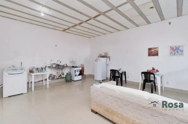 Casa à venda, com 2 quarto(s), amplo quintal no Bairro Jardim Universitário, Cuiabá. - Foto 3