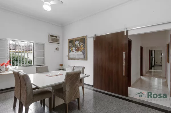 Imóvel Amplo à Venda para Fins Residencial e Comercial, com 4 Quarto(s), sendo 1 Suíte, piscina, próximo ao 44º Batalhão de Infantaria Motoriado, Cuiabá. - Foto 3