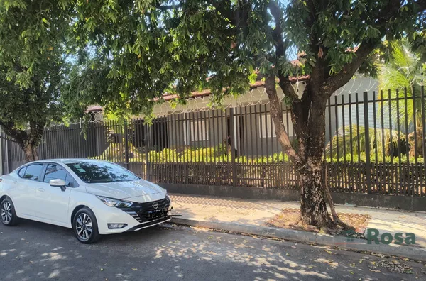 CASA ESPAÇOSA TANTO PARA COMERCIAL E RESIDENCAIL - Foto 5