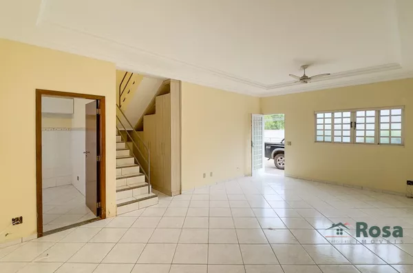 Sobrado à VENDA em CONDOMÍNIO FECHADO, com 3 QUARTO(s) sendo 1 SUÍTE, no Residencial FLORENÇA, próximo ao PARQUE TIA NAIR, no bairro JARDIM ITÁLIA, Cuiabá. - Foto 6