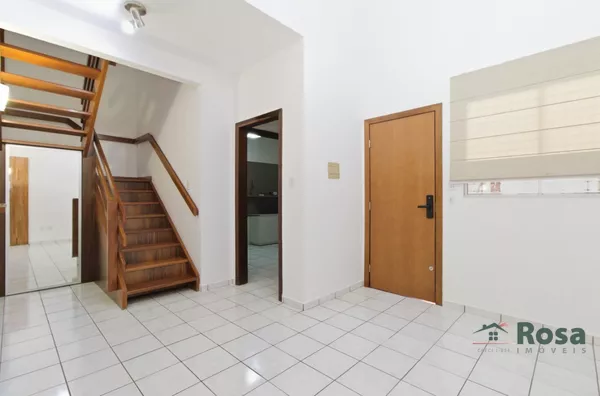 Casa de Alto Padrão Que Impressiona do Primeiro ao Último Ambiente.