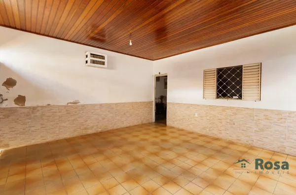 Casa à Venda com 4 Quarto(s), no Bairro Goiabeiras, Cuiabá. - Foto 3