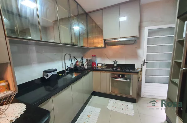 Casa  em condomínio, próximo ao Parque Mãe Bonifácia, para venda,  Despraiado, Cuiabá