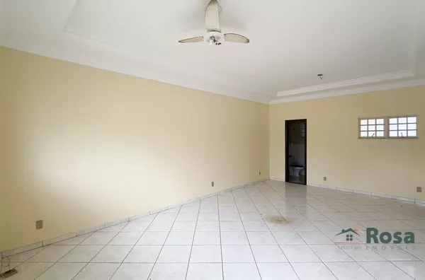 Sobrado à VENDA em CONDOMÍNIO FECHADO, com 3 QUARTO(s) sendo 1 SUÍTE, no Residencial FLORENÇA, próximo ao PARQUE TIA NAIR, no bairro JARDIM ITÁLIA, Cuiabá. - Foto 3