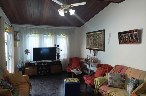 Casa para venda com 4 dormitórios, sendo/1 suíte,  no Bairro Nossa Senhora Aparecida, Cuiabá - Foto 6