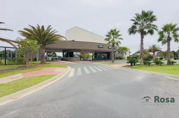 Casa Térrea Para Venda, com 4 Suíte(s) sendo 1 Master, no Condomínio Supremo Itália, Cuiabá. - Foto 1