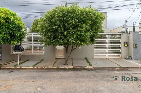 Sobrado à Venda, com 3 Quarto(s) sendo 2 suítes, no Bairro Santa Rosa, próximo ao Shopping Estação, Cuiabá - Foto 3