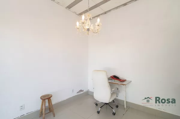 Casa à venda, com 2 quarto(s), amplo quintal no Bairro Jardim Universitário, Cuiabá. - Foto 5