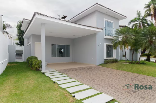 Oportunidade Única no Alphaville I: Luxo, Conforto e Exclusividade, com 5 Dormitórios sendo 3 Suítes com armários planejados, em Cuiabá. - Foto 2