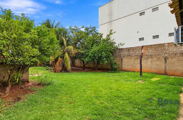 Casa Residencial ou Comercial para venda no Jardim Universitário em Cuiabá - Foto 22