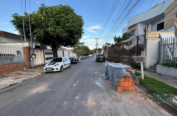Casa em rua fechada com segurança com excelente potencial para comercial/residencial no Jardim Das Américas - Foto 23