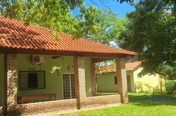 Chácara Mobiliada de 2ha, com Tablado no Rio Cuiabá e Energia Solar, Condomínio Porto Bandeira