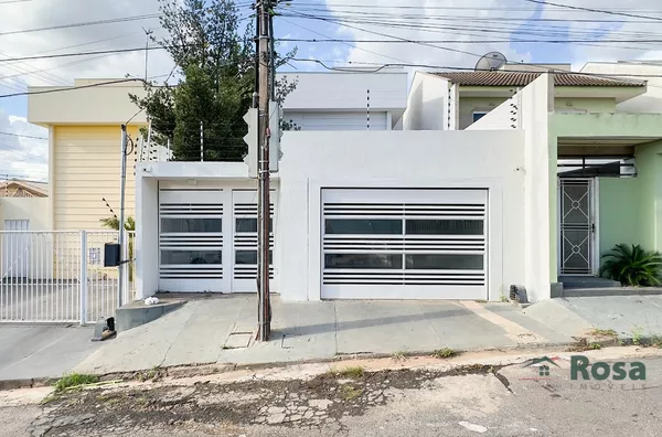 Sobrado Residencial à Venda com 3 quarto(s) sendo 1 Suíte, no Bairro Santa Rosa, próximo ao Shopping Estação, Cuiabá. - Foto 1