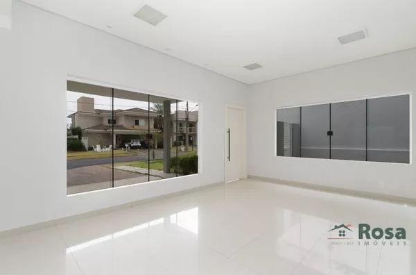 Oportunidade Única no Alphaville I: Luxo, Conforto e Exclusividade, com 5 Dormitórios sendo 3 Suítes com armários planejados, em Cuiabá. - Foto 6