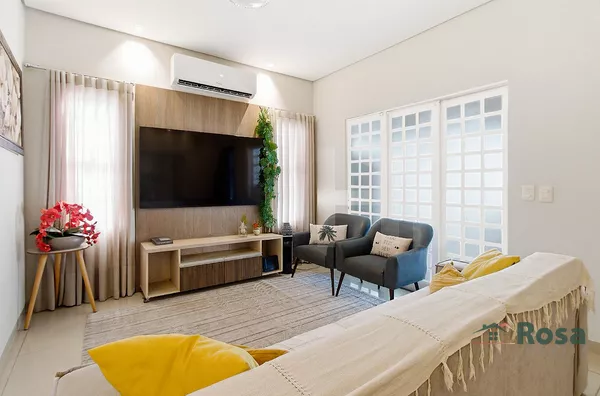 Casa à Venda com Suíte Master e equipado com Placa Solar, próximo ao Shopping Estação, no Bairro Santa Rosa, Cuiabá. - Foto 4