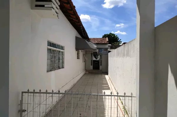 Casa para venda JARDIM PAULISTA Cuiabá. Ótimo ponto para Comercial