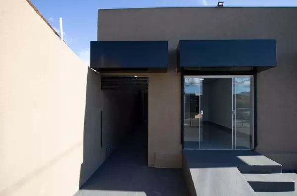 Sala Comercial com Lavabo e Vaga de Garagem, próximo ao Posto Papito, no Bairro Mapim, Várzea Grande.