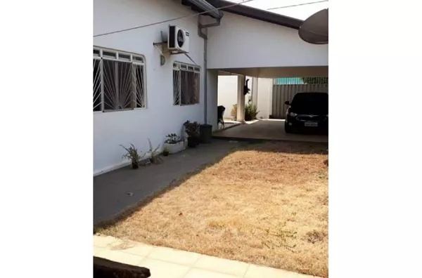 Casa De Esquina perfeita para comercial  no Bairro NOVA VÁRZEA GRANDE