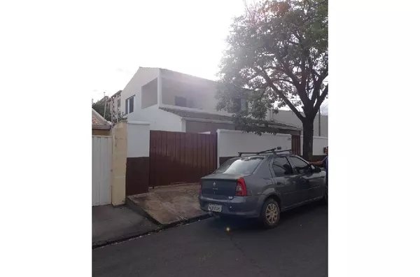 Sobrado para venda CPA II Cuiabá