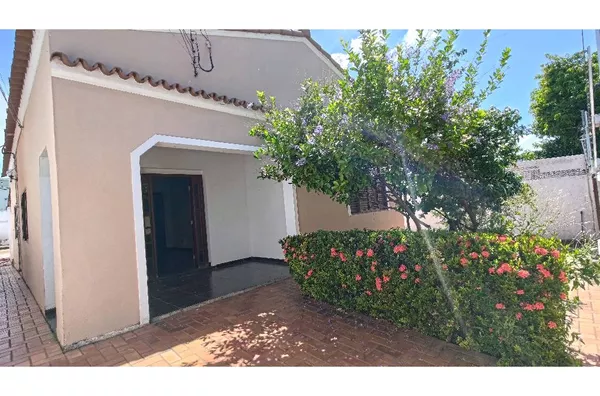 Casa para aluguel CENTRO NORTE Cuiabá