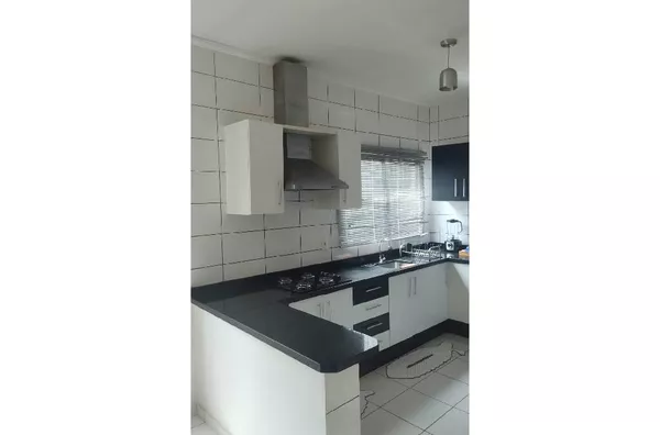 Casa para venda JARDIM COMODORO Cuiabá