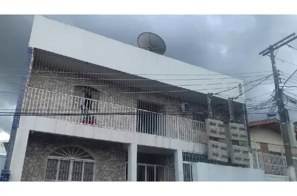 Casa para aluguel e venda ARAÉS Cuiabá