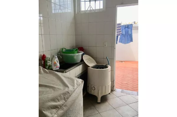 Sobrado para venda JARDIM CALIFÓRNIA Cuiabá
