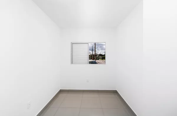 CASA PRONTA PARA MORAR EM CONDOMINIO FECHADO NO PARQUE GEORGIA
