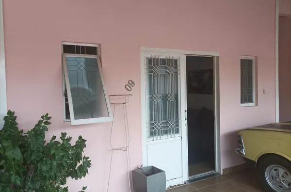 Casa para venda, 3 quartos,  Jardim Universitário, Cuiabá