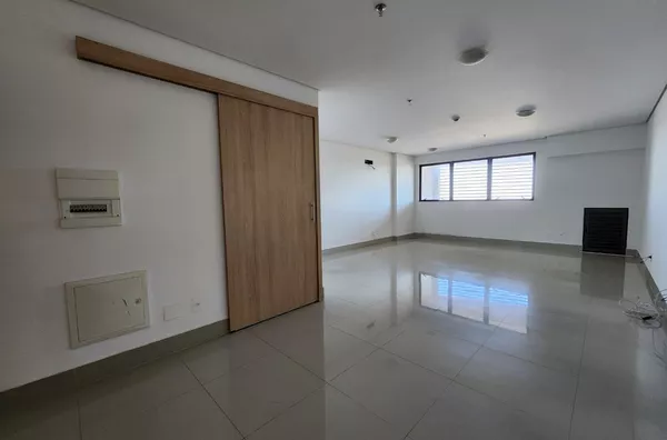 Sala com Projeto para Saúde na Av. do CPA - SB Tower