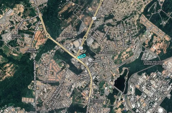 Terreno na Av. Rep Líbano, saída para Chapada