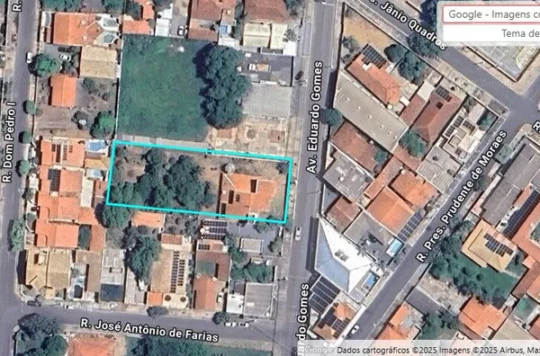 Sobrado para venda, 4 quartos sendo uma suíte,  Centro-sul, Várzea Grande