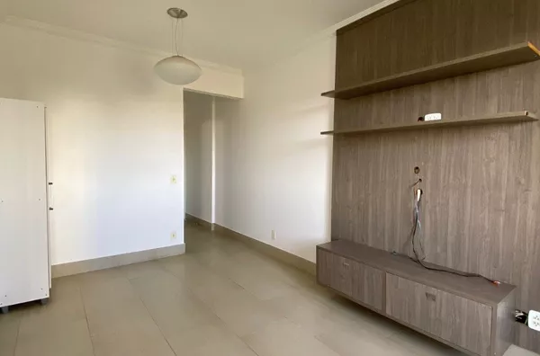 Apartamento à Venda com 2 Quartos, sendo 1 suíte no Bairro Centro Politico Administrativo, próximo ao Pantanal Shopping, Cuiabá.