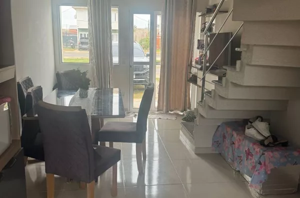 Sobrado para venda, 2 dormitórios, Condomínio Villagio di Pietra, Pedra 90, Cuiabá
