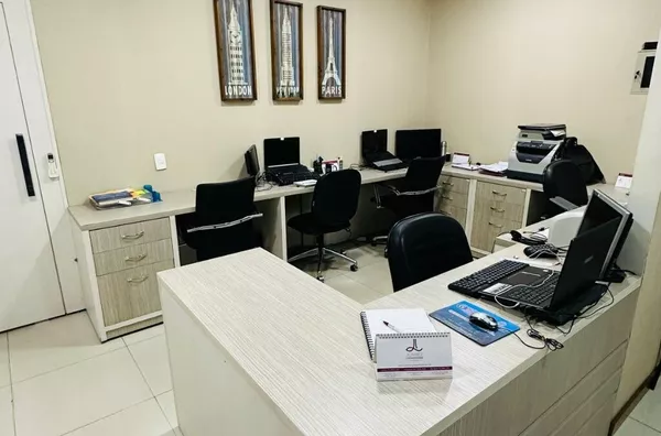 Sala comercial Sol da Manhã para venda, na AV Rubens De Mendonça, Cuiabá