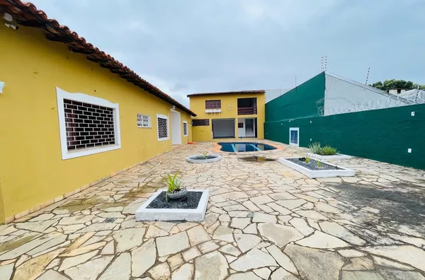ÁREA DA PISCINA