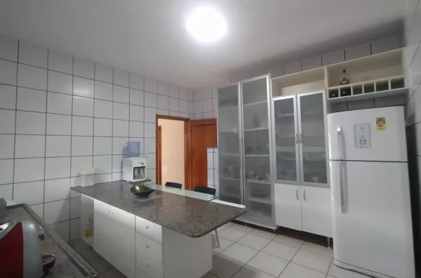 Casa Residencial /Comercial próxima ao Hospital Santa Rosa, Jardim Mariana, Cuiabá