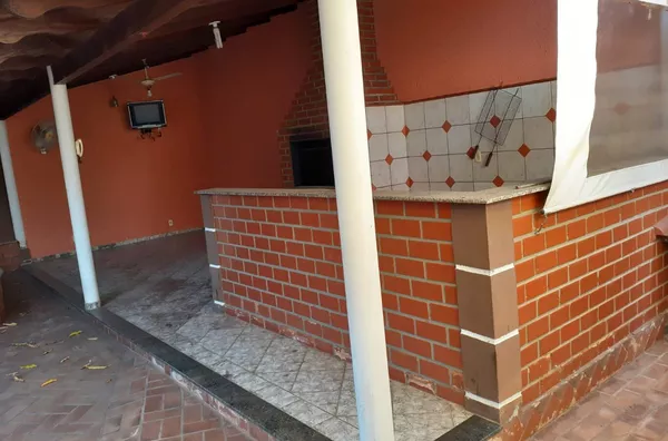 Casa para venda, 4 quarto(s),  Jardim Primavera, Cuiabá