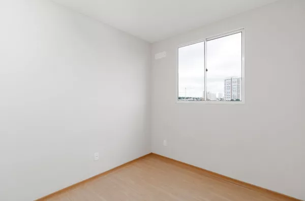 Apartamento à Venda com 2 Quartos, armários planejados no Condomínio Chapada da Costa, próximo ao Atacadão e Forte Atacadista, Cuiabá.