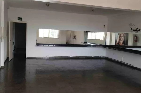 Prédio Comercial à venda, Área construída de 293,96m², Centro-sul, Cuiabá-MT