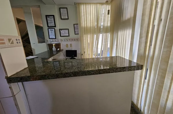 PREDIO para venda,possui espaço para colocar elevador, próximo ao Hospital Geral, Laboratórios, CENTRO SUL Cuiabá